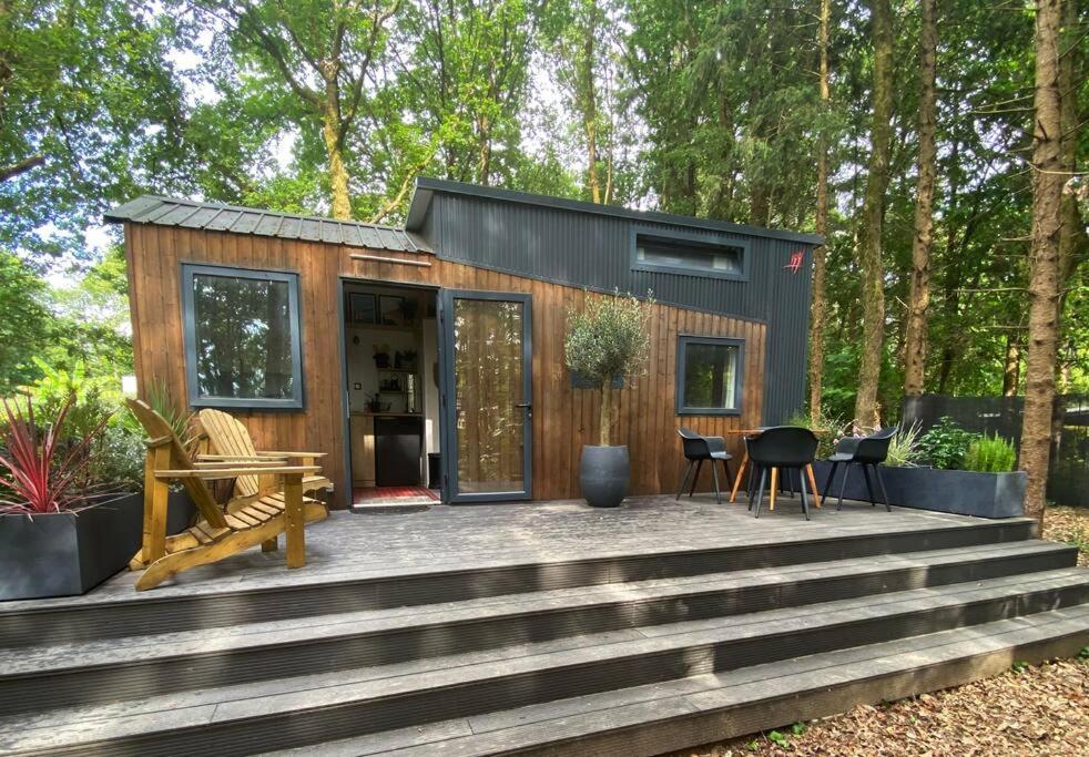 Tiny house sur terrain boisé à 10 mn de la mer Férel Eksteriør bilde